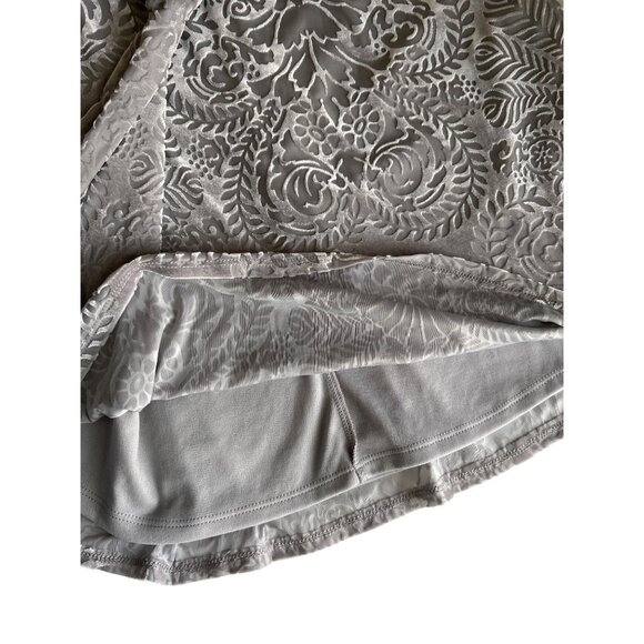 New Directions Womens Petite Gray Off-The-Shoulder Boho Velvet Textured Top PL - Picture 9 of 9